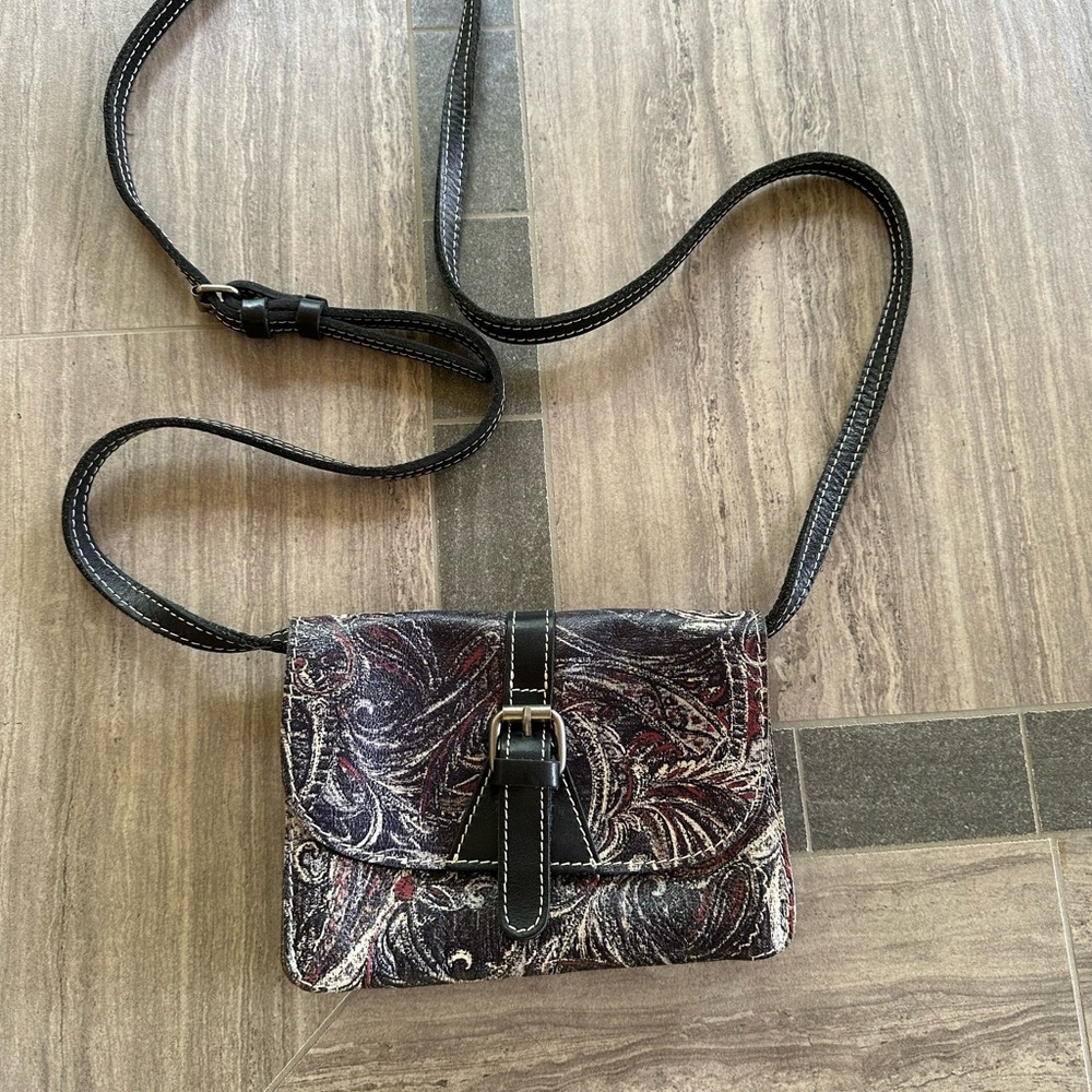 Vintage Patricia Nash floral leather crossbody.